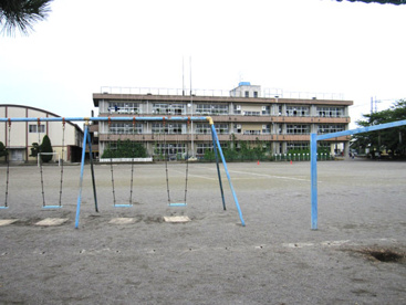 沢野小学校の画像1