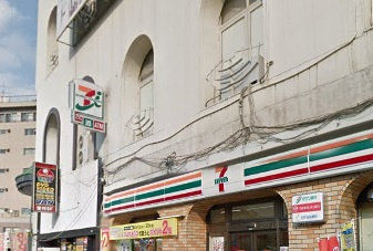 セブンイレブン　池袋東口の画像1