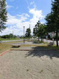 砂場はとても大きく作られています!! 富丘にこにこ公園の画像3