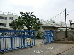 世田谷区立喜多見小学校の画像1