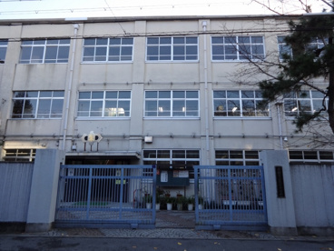 京都市立 朱雀中学校の画像1