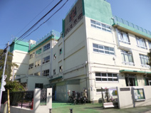 渋谷区立代々木中学校
