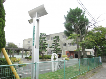 県居小学校の画像2