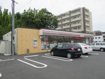セブンイレブン成子町店