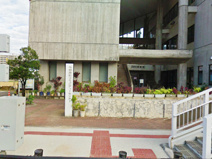 与那原町立図書館