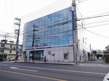 横浜銀行　立場店