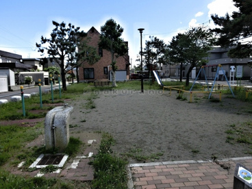 住宅街の小さな公園 星置 ひばり公園の画像3