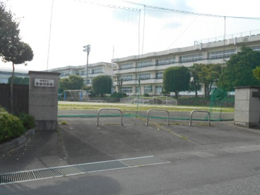 宮城中学校の画像1