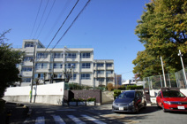 豊中市立第十三中学校