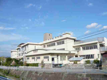 宝塚市立 宝塚第一小学校の画像1