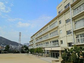 宝塚市立 宝塚小学校の画像2