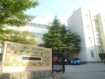 上本郷第二小学校の画像1