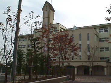 宝塚市立宝塚第一中学校の画像1
