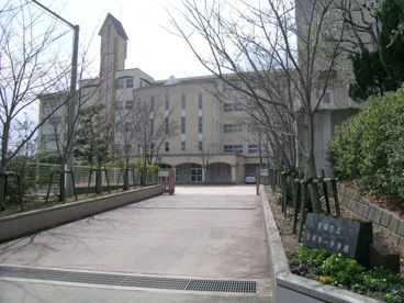 宝塚市立宝塚第一中学校の画像2