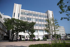       実践女子学園中学校・高等学校の画像1