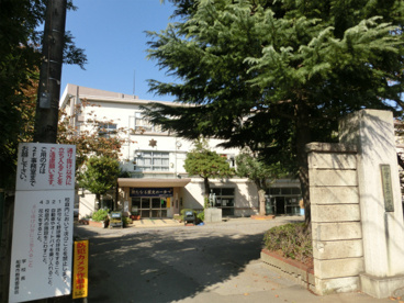 船橋市立 葛飾小学校の画像1