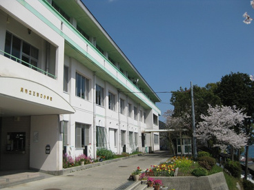 呉市立 三津口小学校の画像1