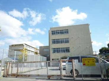 宝塚市立南ひばりガ丘中学校の画像2