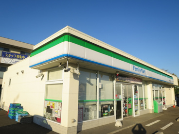 ファミリーマート 千葉誉田駅前店の画像1