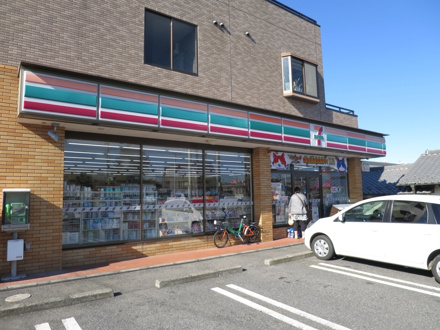 セブンイレブン・検見川店