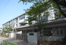 世田谷区立駒沢小学校