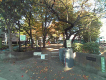 文京区立動坂公園