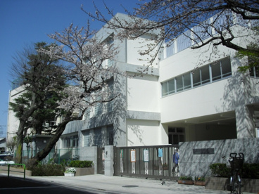 世田谷区立三宿小学校の画像1