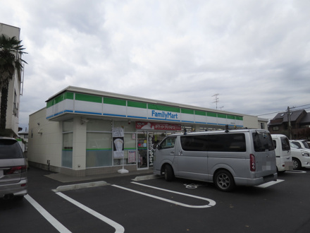 ファミリーマート四街道大日店