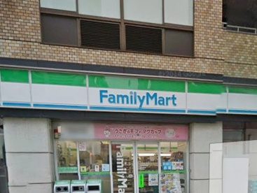 ファミリーマート茅場町駅東店の画像1