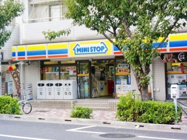 ミニストップ 千早町４丁目店
