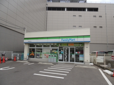 ファミリーマート津田沼南口店の画像1