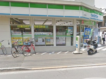 ファミリーマート　渋谷本町店