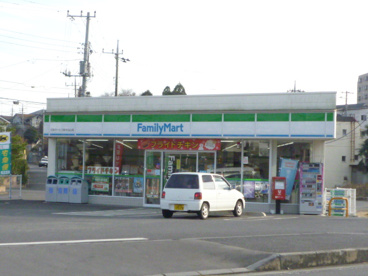 ファミリーマート　白山店の画像1