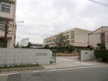 大阪市立東淀工業高等学校の画像1