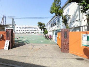 北区立 王子第五小学校の画像1