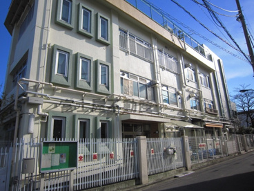 北区立　豊島保育園の画像1