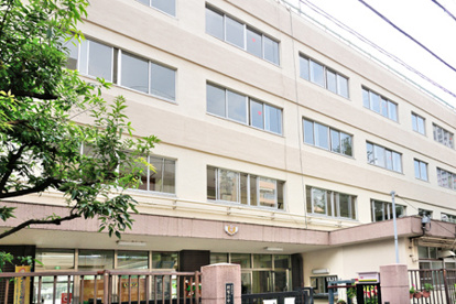 豊島区立 朋有小学校の画像1