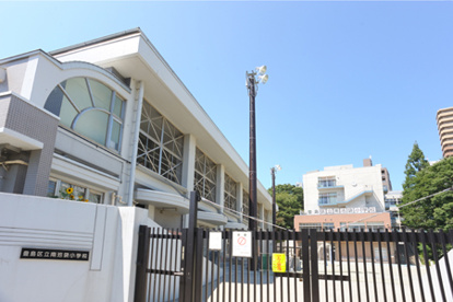 豊島区立 南池袋小学校の画像1