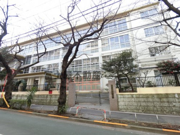 豊島区立　西巣鴨中学校の画像1