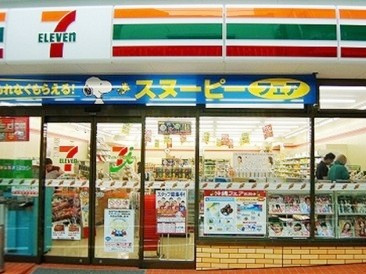 コンビニエンスストア セブンイレブン 新宿曙橋駅西店