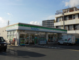 ファミリーマート門真上島町店