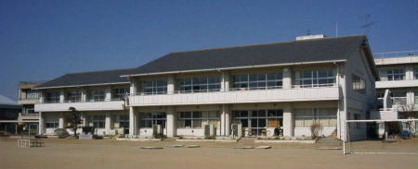 境采女小学校の画像1