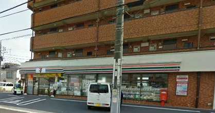 セブンイレブン 日野三沢店の画像1