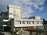 豊中市立 泉丘小学校