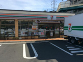 セブンイレブン横浜松見町3丁目店