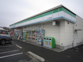 ファミリーマート赤塚店
