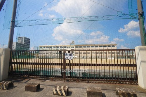 八尾市立成法中学校