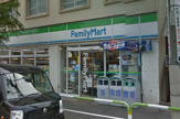 コンビニエンスストア ファミリーマート滝野川一丁目店