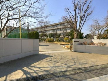 蕨市立第二中学校の画像1