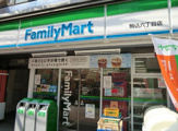  ファミリーマート駒込六丁目店